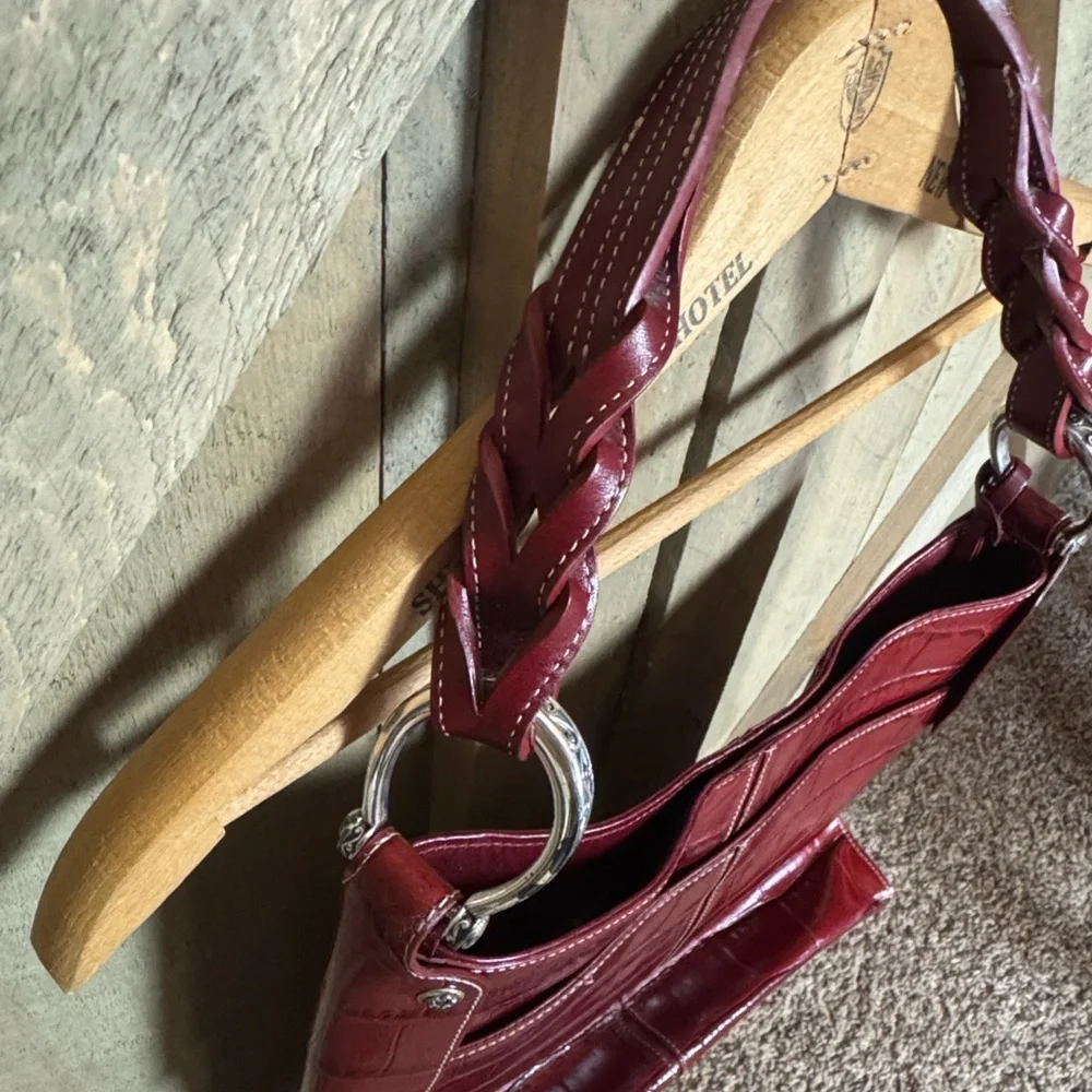 Brighton red croc embossed handbag - Picture 7 of 15